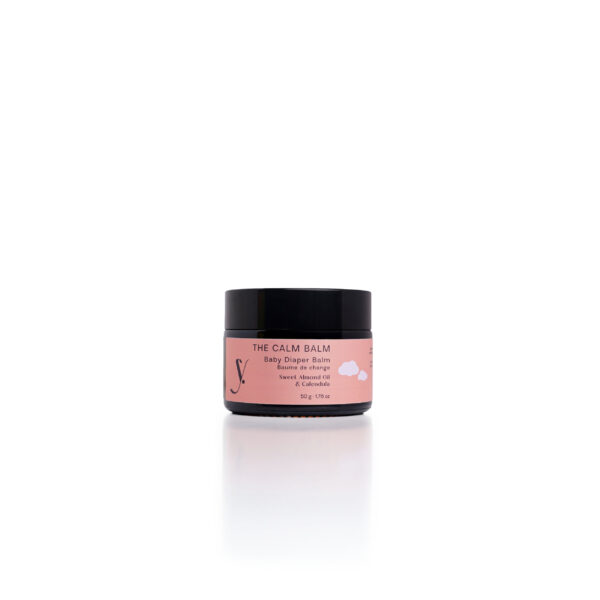 Yazine est une marque marocaine de cosmétique naturelle, elle crée des soins naturels et efficaces pour toute la famille. The Calm Balm (50g) est un baume de change bébé à l'huile d'amande douce et au calendula qui permet de protéger, apaiser et réparer la peau du sièche pour prévenir les irritations.